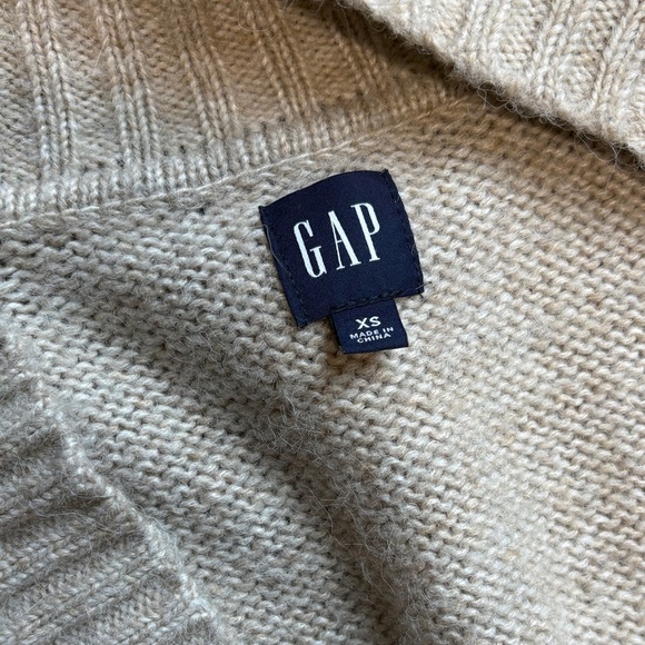 GAP Oversized Blanket Boyfriend Wool Blend Cardigan, XS - Picture 2 of 8